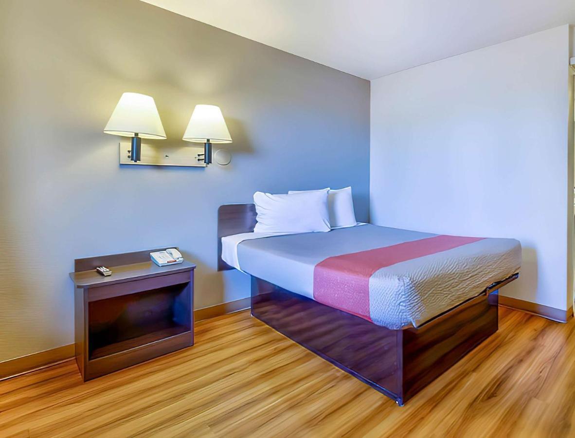 Motel 6-Tucumcari, Nm ภายนอก รูปภาพ