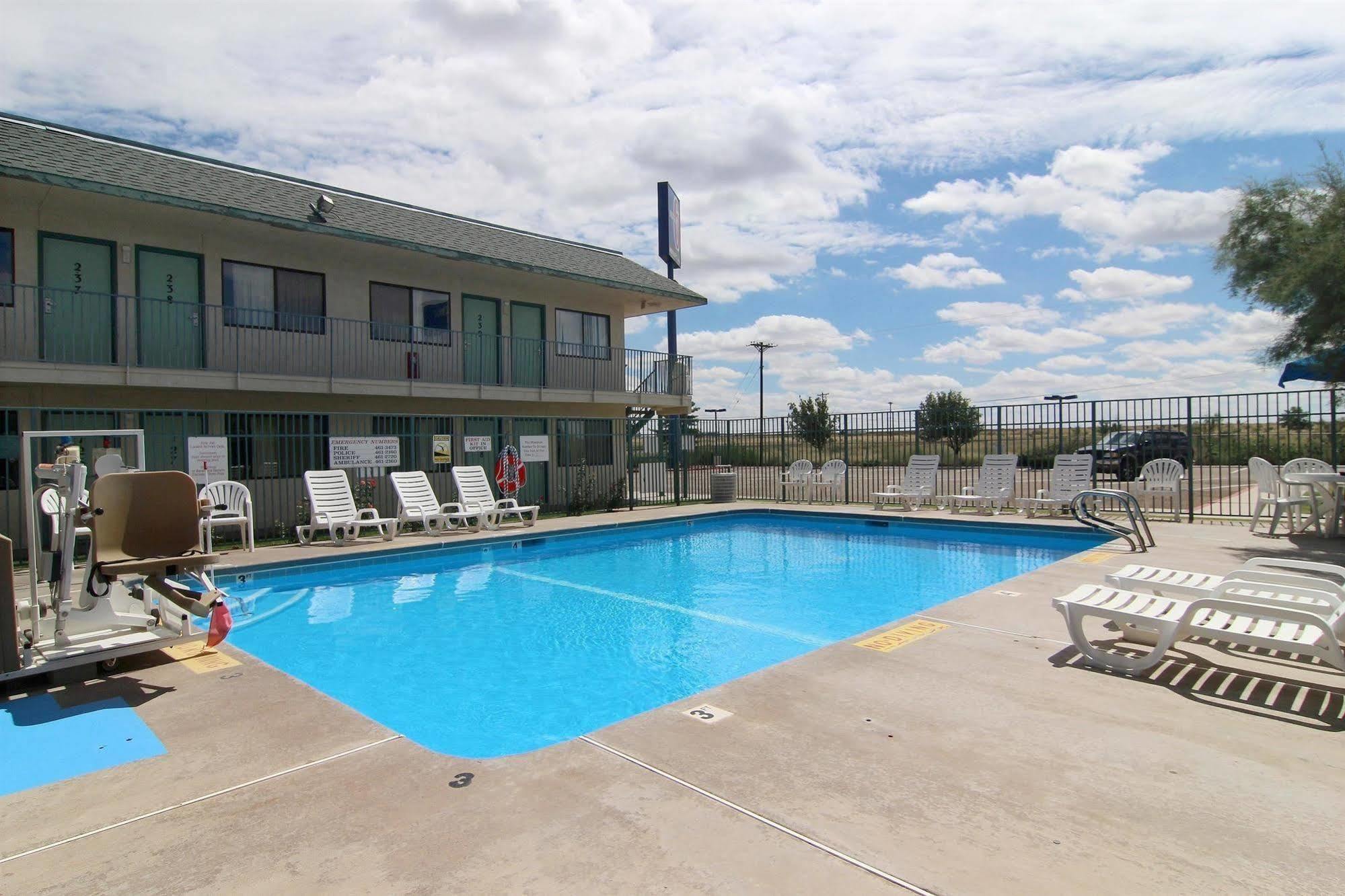 Motel 6-Tucumcari, Nm ภายนอก รูปภาพ